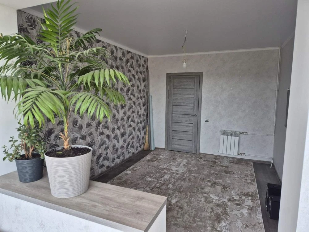 Apartment for Sale: Sunny 7, 3 rooms.