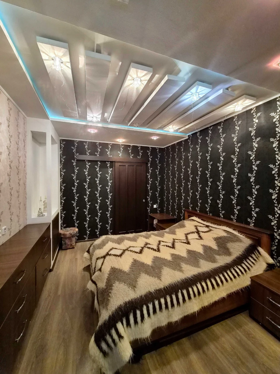 Sale of a 3-room apartment. Girnitsky