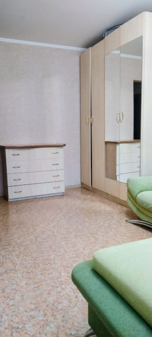 Two-room apartment, 2/5 floor. Central location