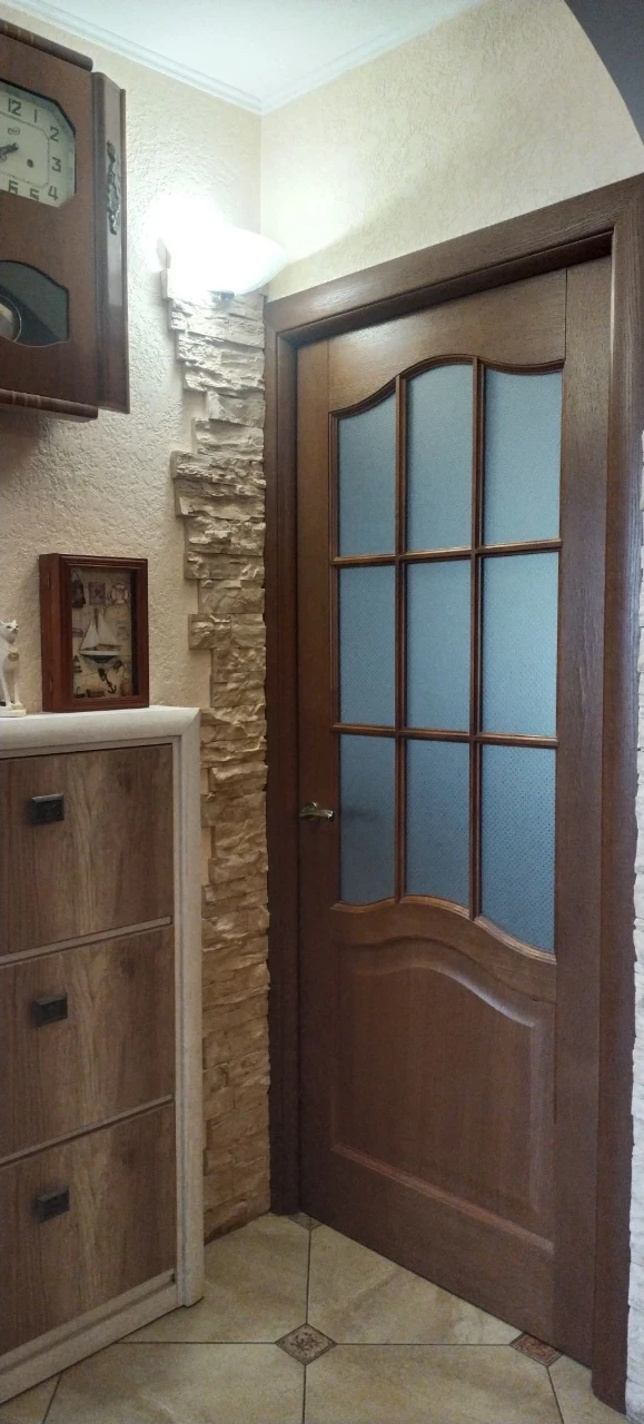Two-room apartment, 2/5 floor. Central location