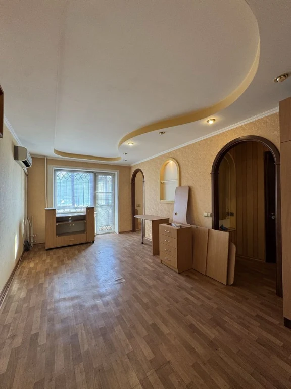 For Sale: One-Bedroom Apartment on Prospect Gagarin, House 53.