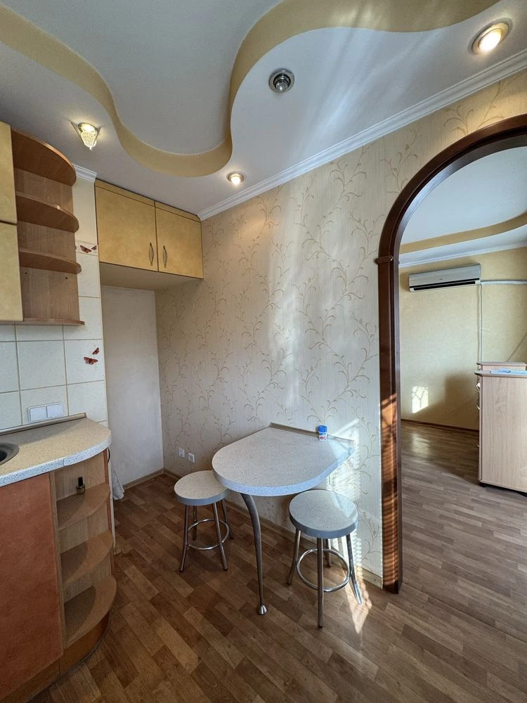 Продам Однокомнатную квартиру пр.Гагарина дом 53.