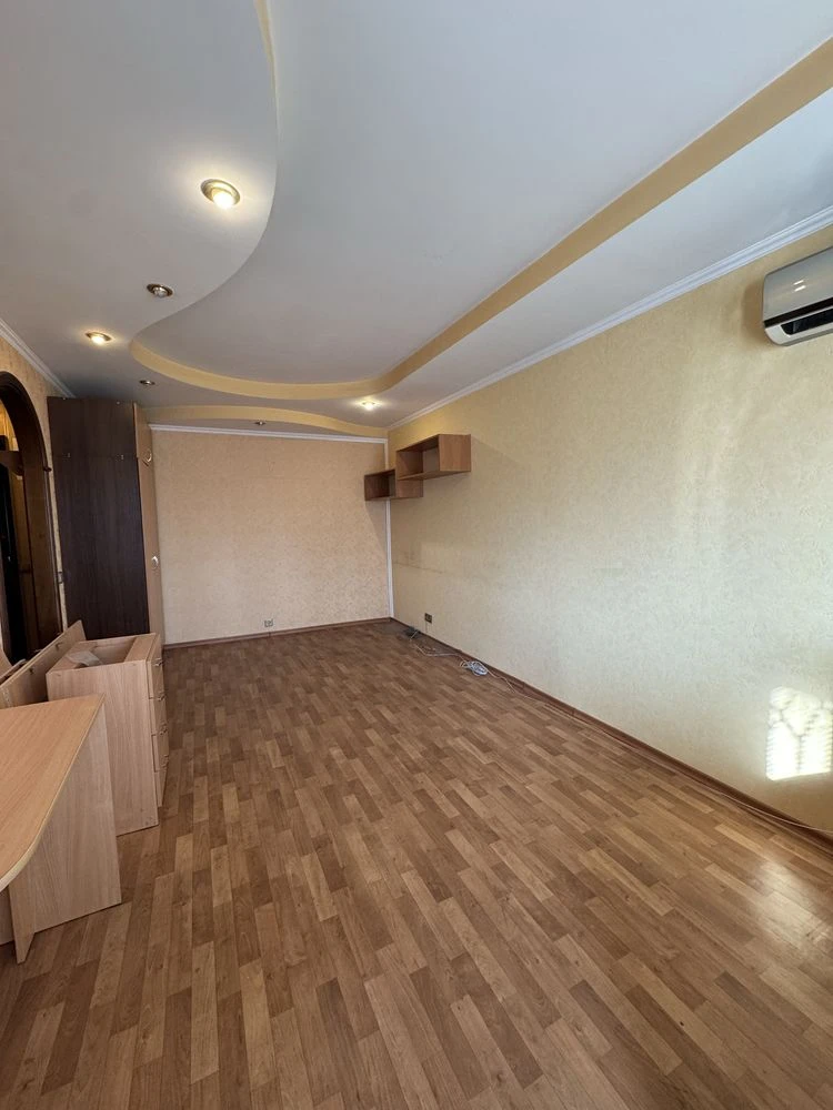 Продам Однокомнатную квартиру пр.Гагарина дом 53.