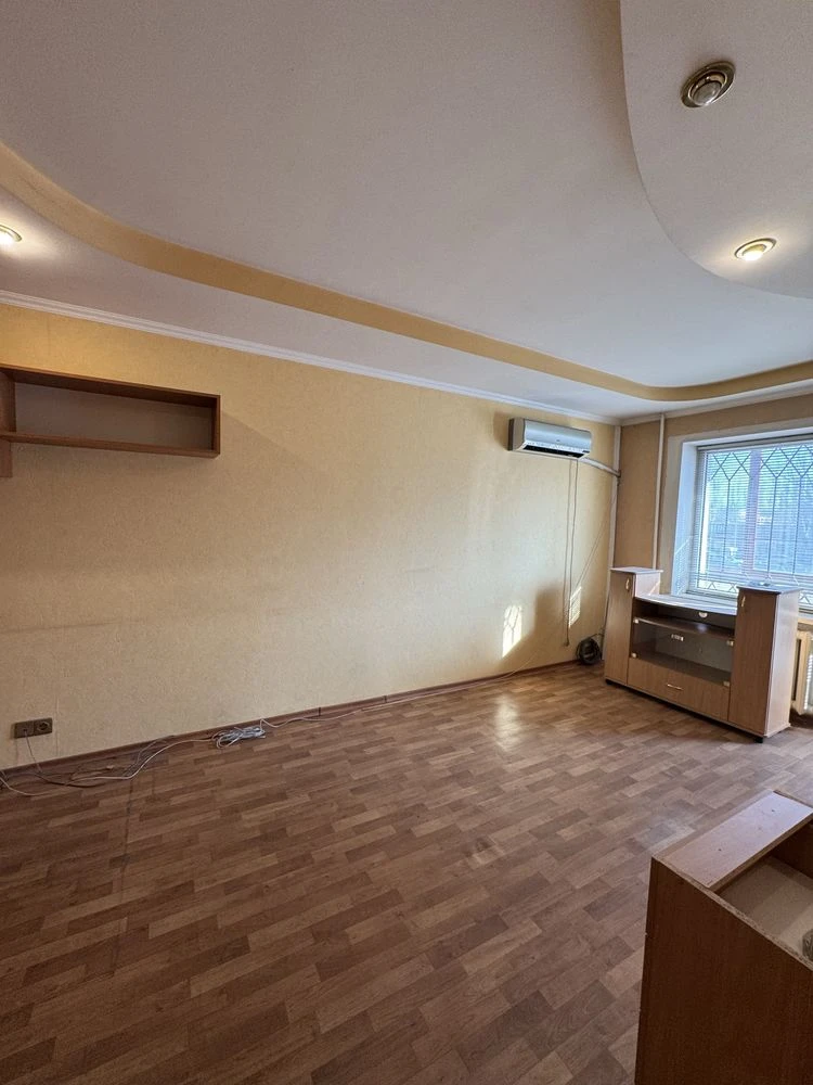Продам Однокомнатную квартиру пр.Гагарина дом 53.