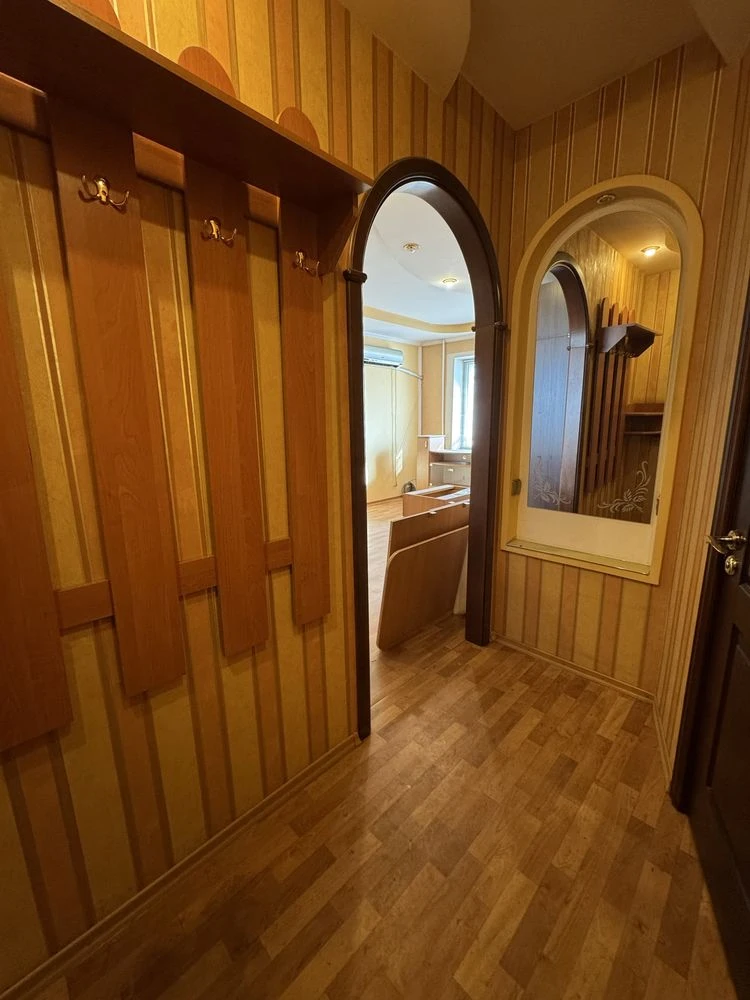 Продам Однокомнатную квартиру пр.Гагарина дом 53.