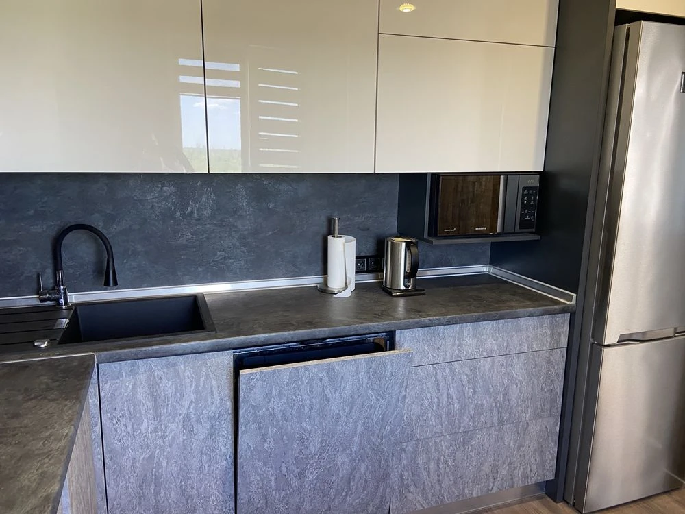 Sale of a 4-room apartment in the east