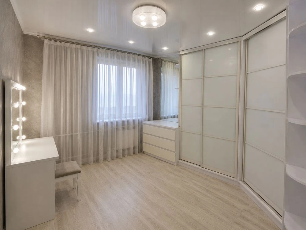 Sale of a 4-room apartment in the east