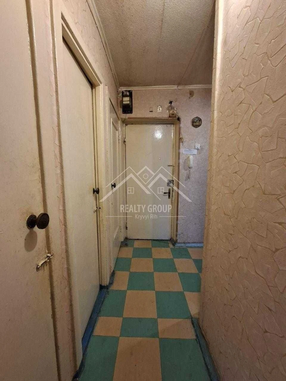 Sale of a 4-room apartment on Prospect Universitetsky (Prospect Gagarin)