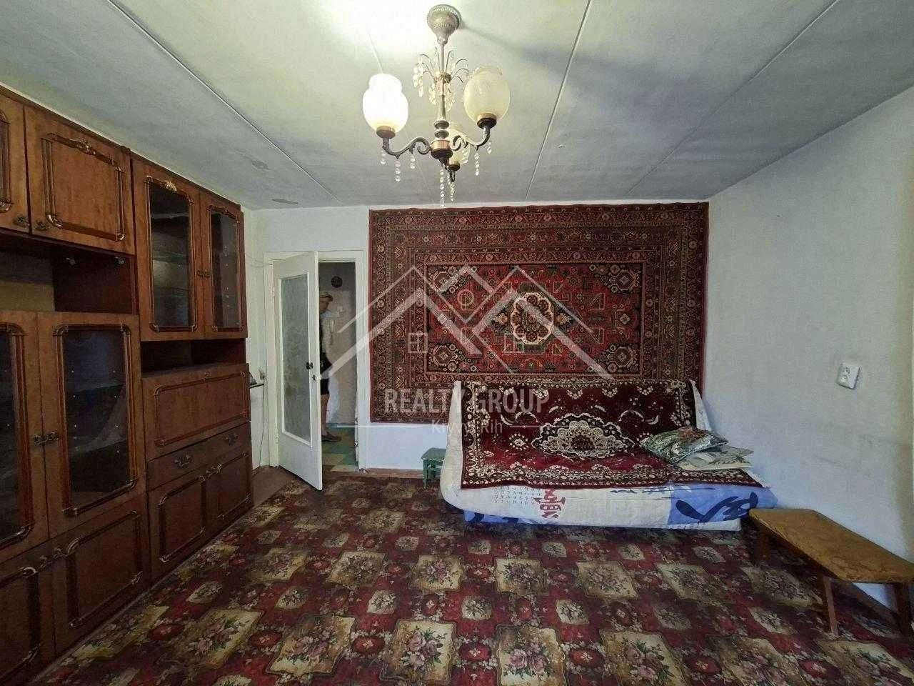 Sale of a 4-room apartment on Prospect Universitetsky (Prospect Gagarin)