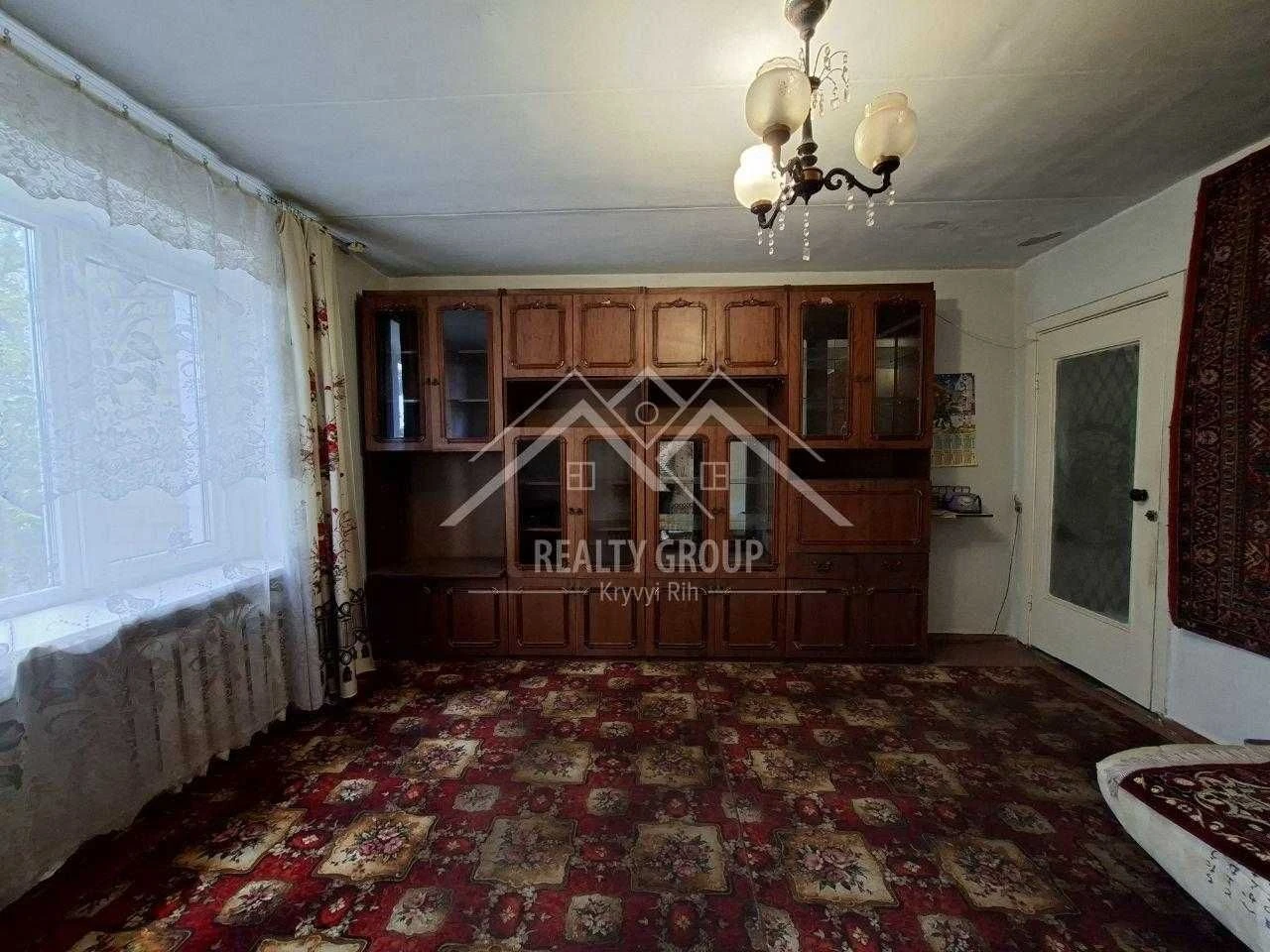 Sale of a 4-room apartment on Prospect Universitetsky (Prospect Gagarin)