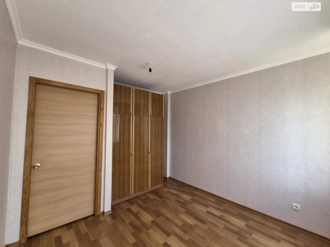 Apartment for Sale - Dovzhinsky