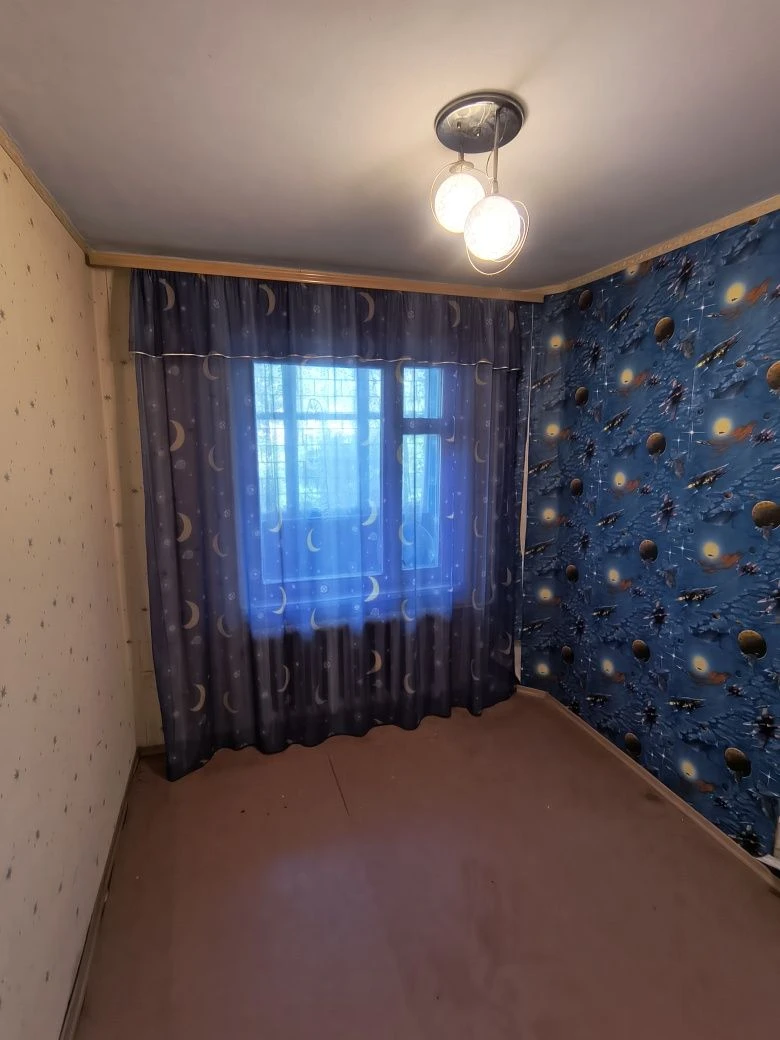 Продам квартиру 3х комнатную по Рзянкина на КРЕСЕ. ( можно С