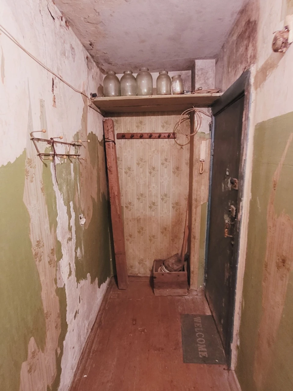 1-но комн. квартира СевГОК, ост. Стадион, 2-й этаж, не углов