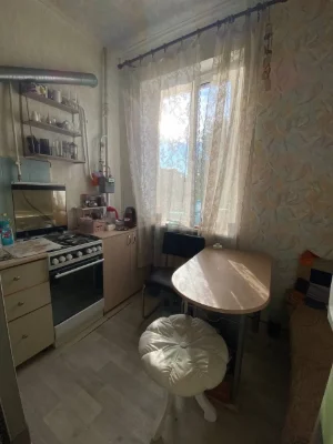Продается 2-комн  сталинка по ул. Калнышевского (Харитонова)