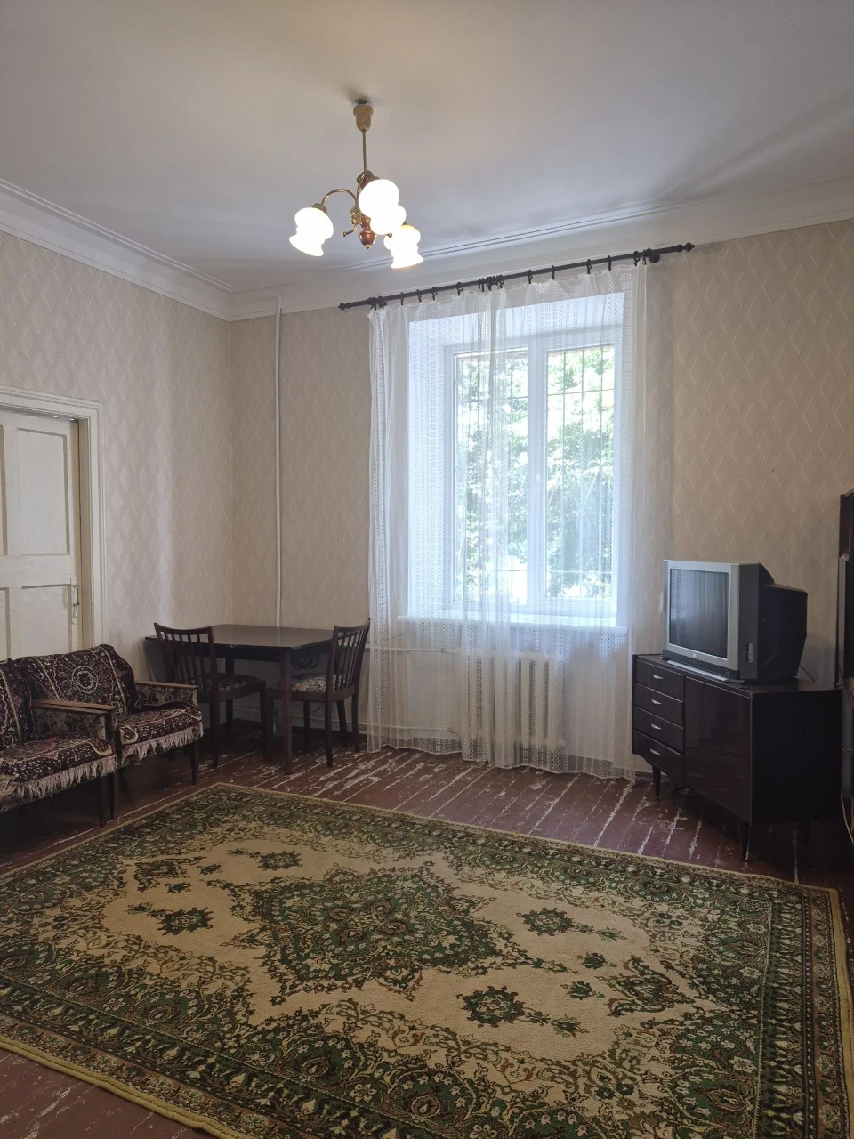 For Sale 2-room apartment on the 4th floor, street Southern 12, Yugok district