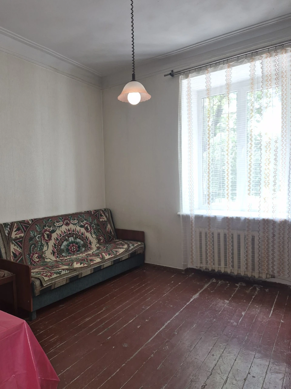 For Sale 2-room apartment on the 4th floor, street Southern 12, Yugok district