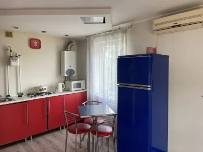 Продается 1-комнатная квартира в центре социального городка