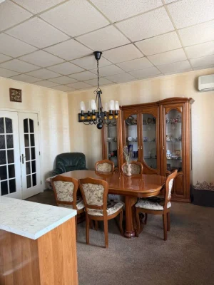 For Sale: 5-room apartment near Silpo