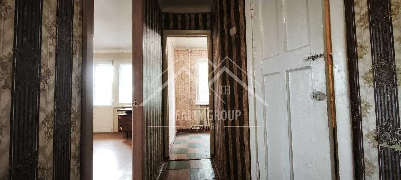 Продаж 2-кімнатній квартири в центрі міста, пр. Поштовий