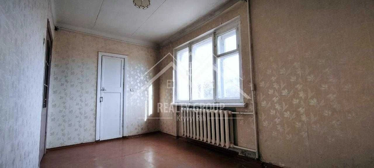 Продаж 2-кімнатній квартири в центрі міста, пр. Поштовий