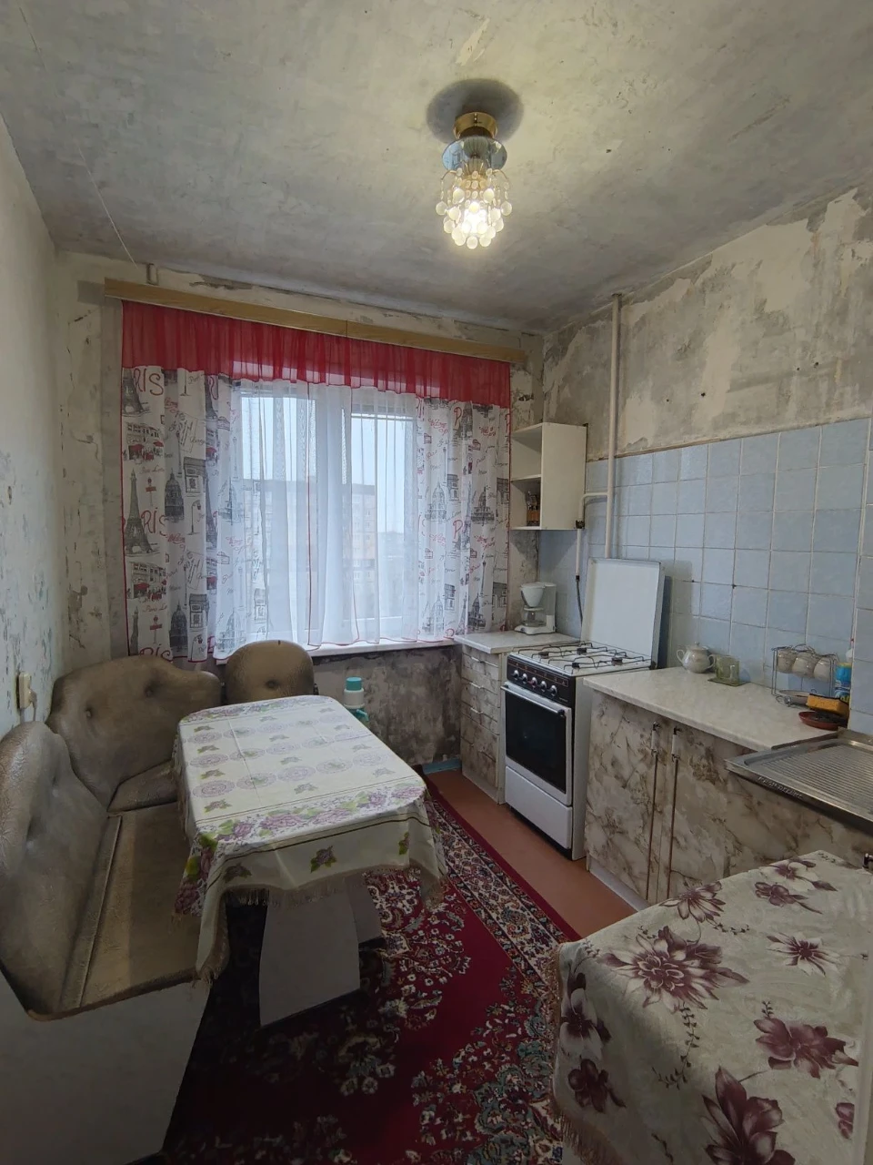 Продам 2 ком.квартиру на Восточном -1( возле " Абсолюта")