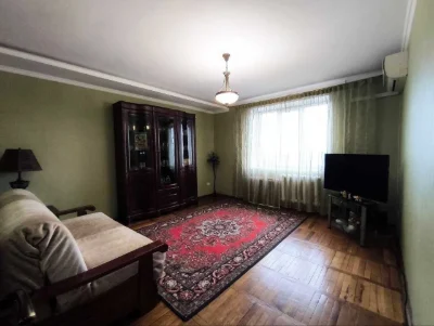For Sale: 3-room apartment at вул. Матусевича, 4 (Murashnik).
