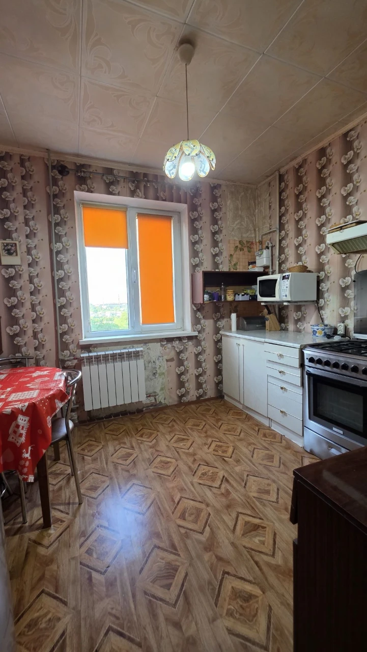 Східний-3, улица Лесового, 3-комнатная квартира
