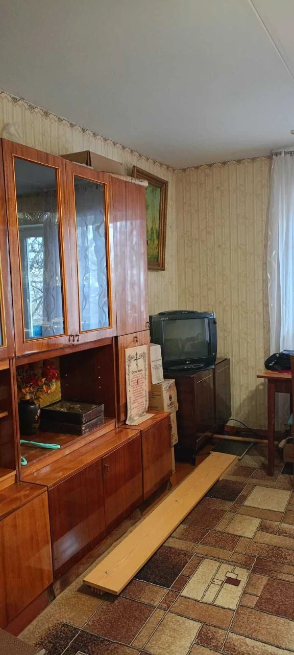 Продається трикімнатна квартира в Даманському мікрорайоні