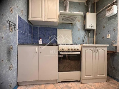 Продається затишна 3-кімнатна квартира біля 16-ї міської ліки