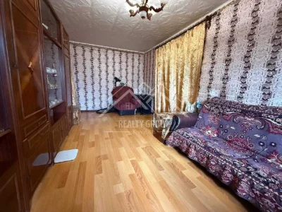 Продажа трехкомнатной квартиры (кольцо Артема)