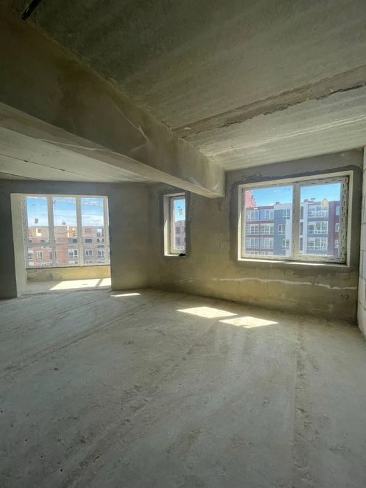 Spacious two-level apartment for sale, Knyaginyn residential complex