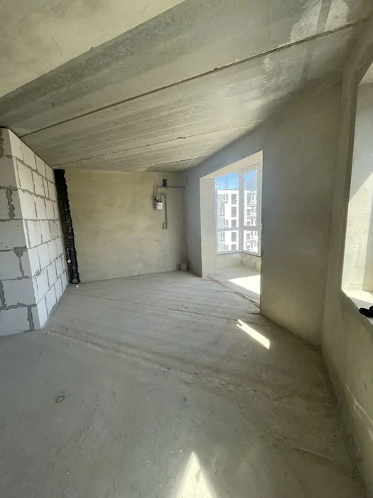 Spacious two-level apartment for sale, Knyaginyn residential complex