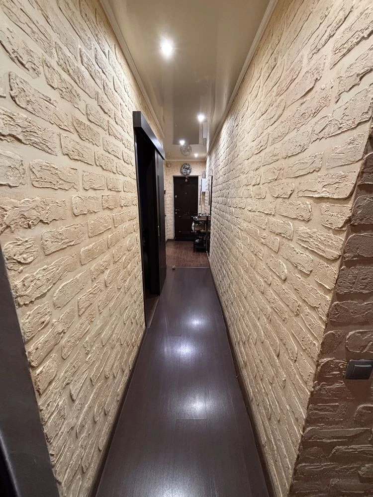 Selling a 3-bedroom apartment