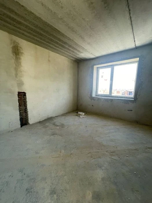 Spacious two-level apartment for sale, Knyaginyn residential complex