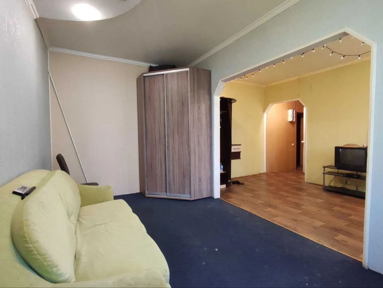 Affordable 1-bedroom Studio Apartment in Central District