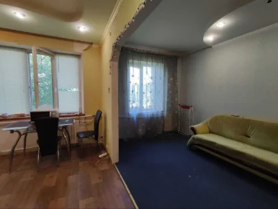 Affordable 1-bedroom Studio Apartment in Central District