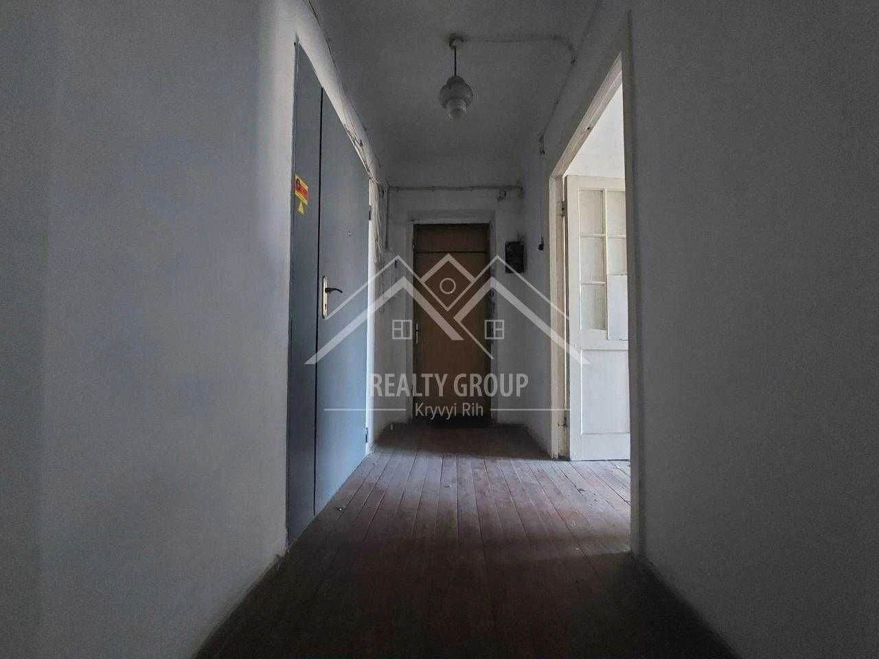 Sale of a 3-room "apartment" in the CDM area on Gdancovets Street