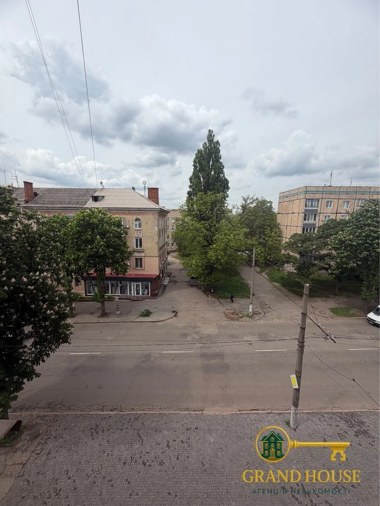 Sale of a luxurious 3-room apartment with autonomous gas heating