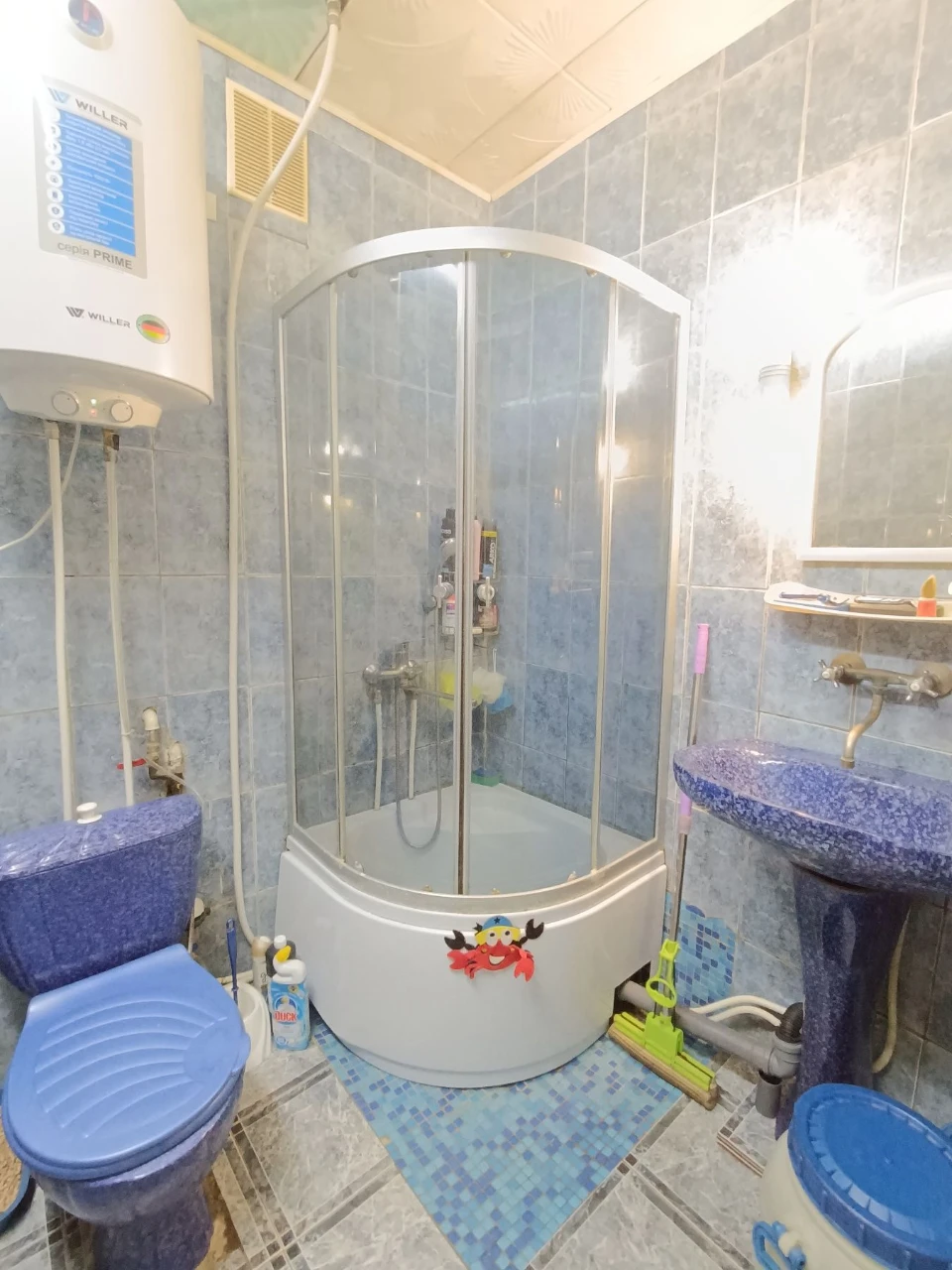 Продам 3 -х комнатную квартиру на Дружбе ул. Мухина 4