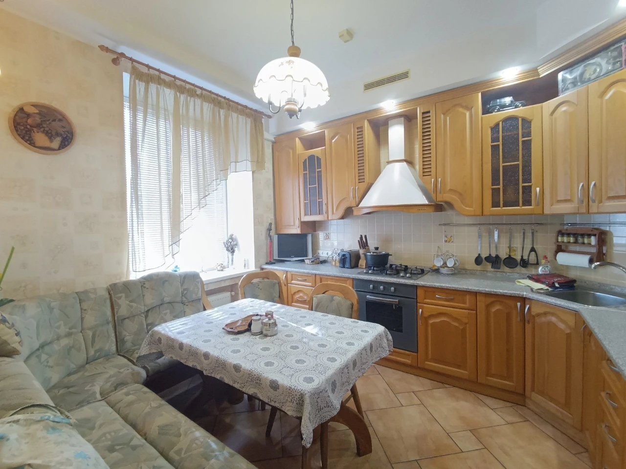 For sale 2-room apartment in the city center with legal autonomous heating 9