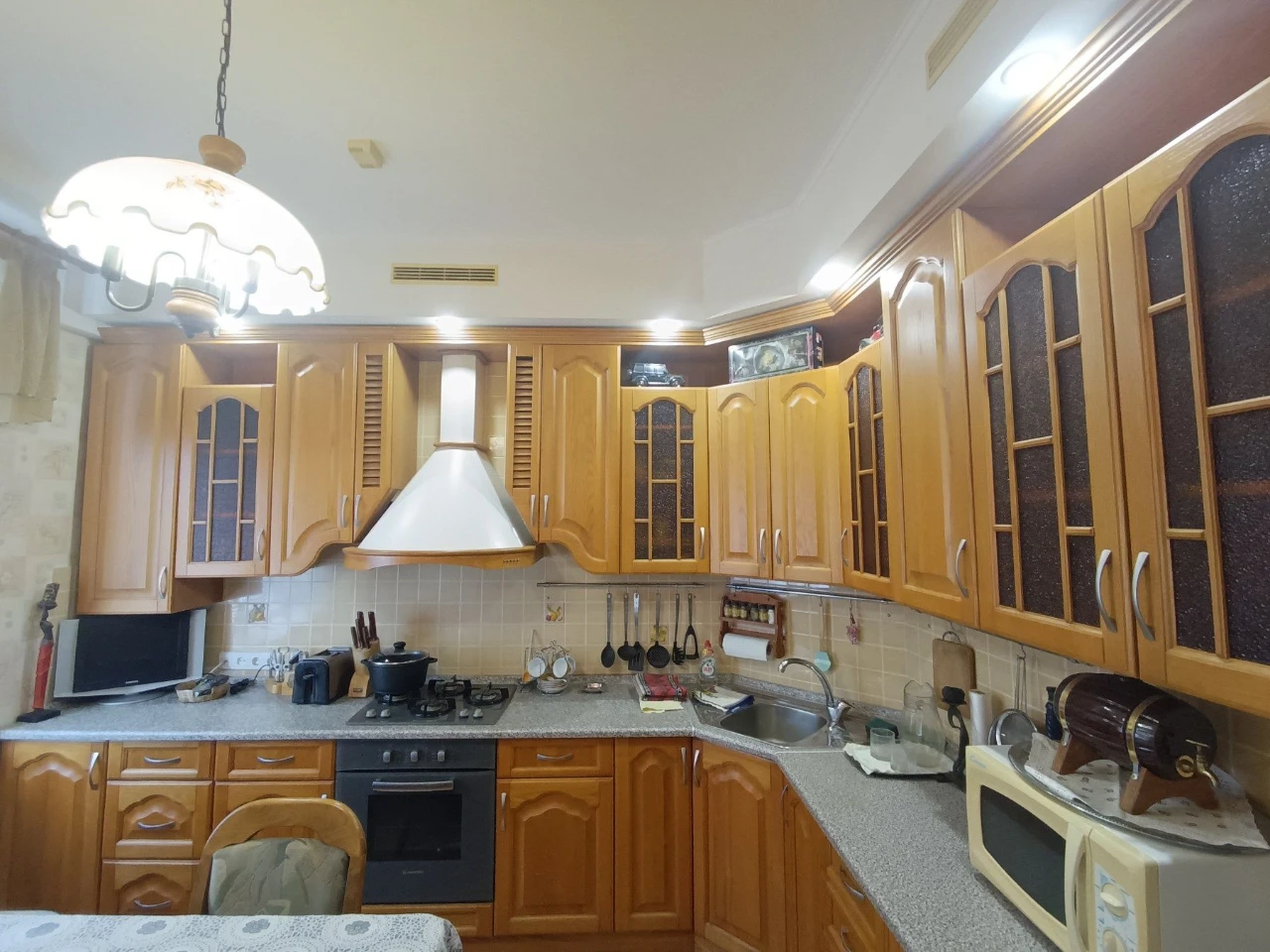 For sale 2-room apartment in the city center with legal autonomous heating 9
