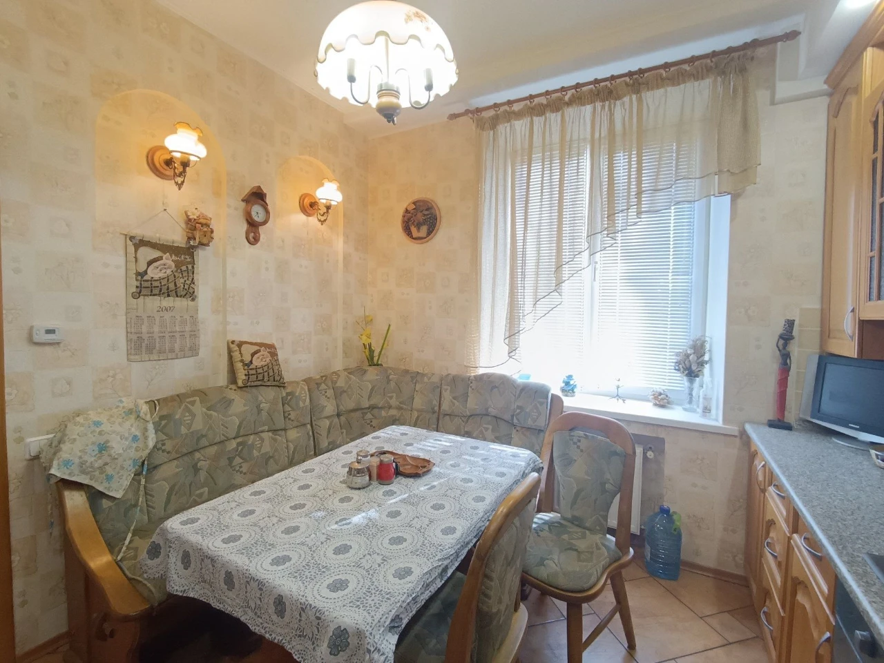 For sale 2-room apartment in the city center with legal autonomous heating 9