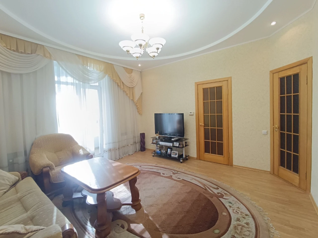 For sale 2-room apartment in the city center with legal autonomous heating 9
