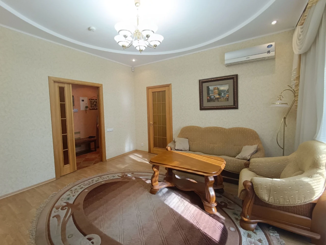 For sale 2-room apartment in the city center with legal autonomous heating 9