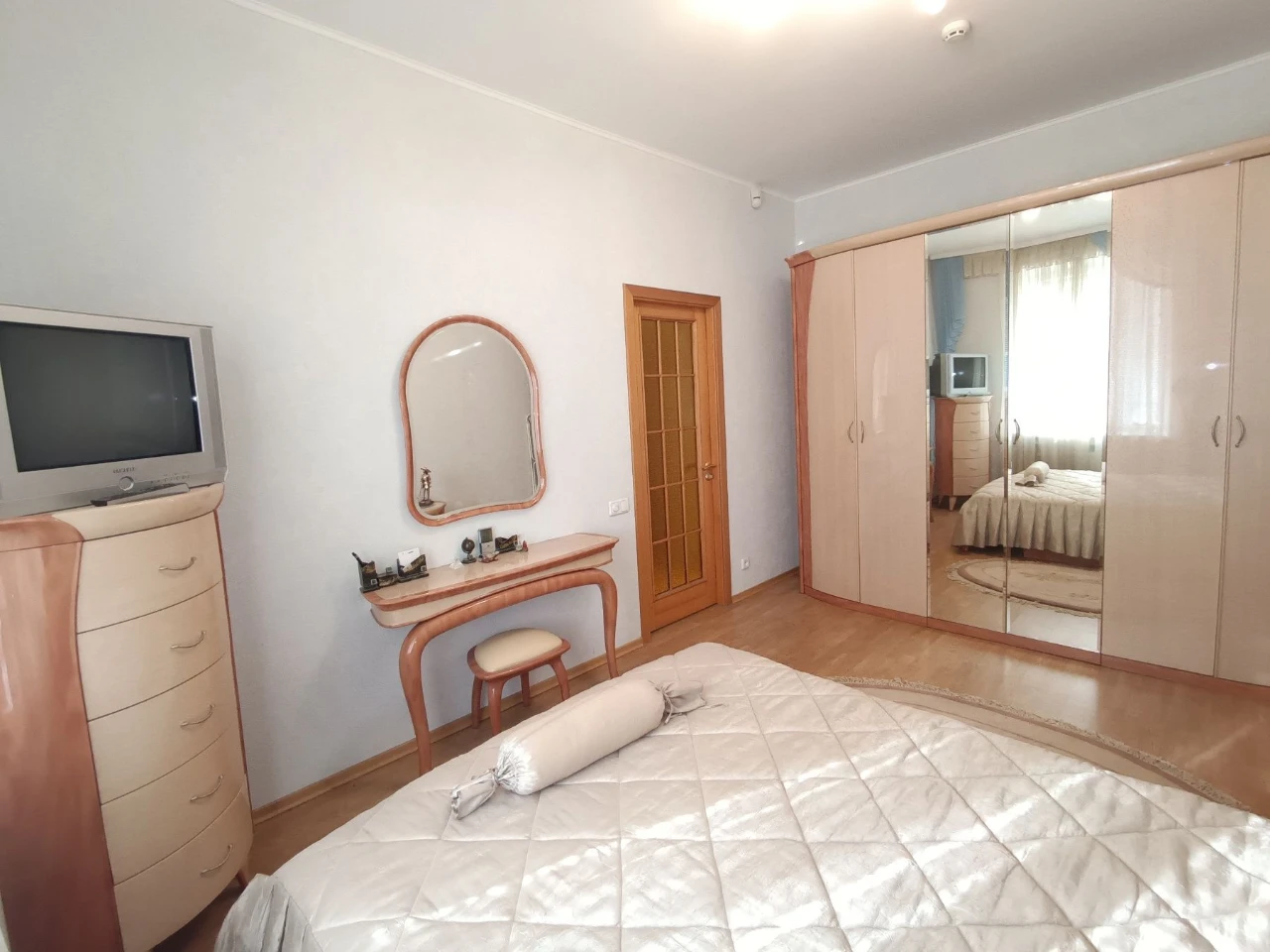 For sale 2-room apartment in the city center with legal autonomous heating 9