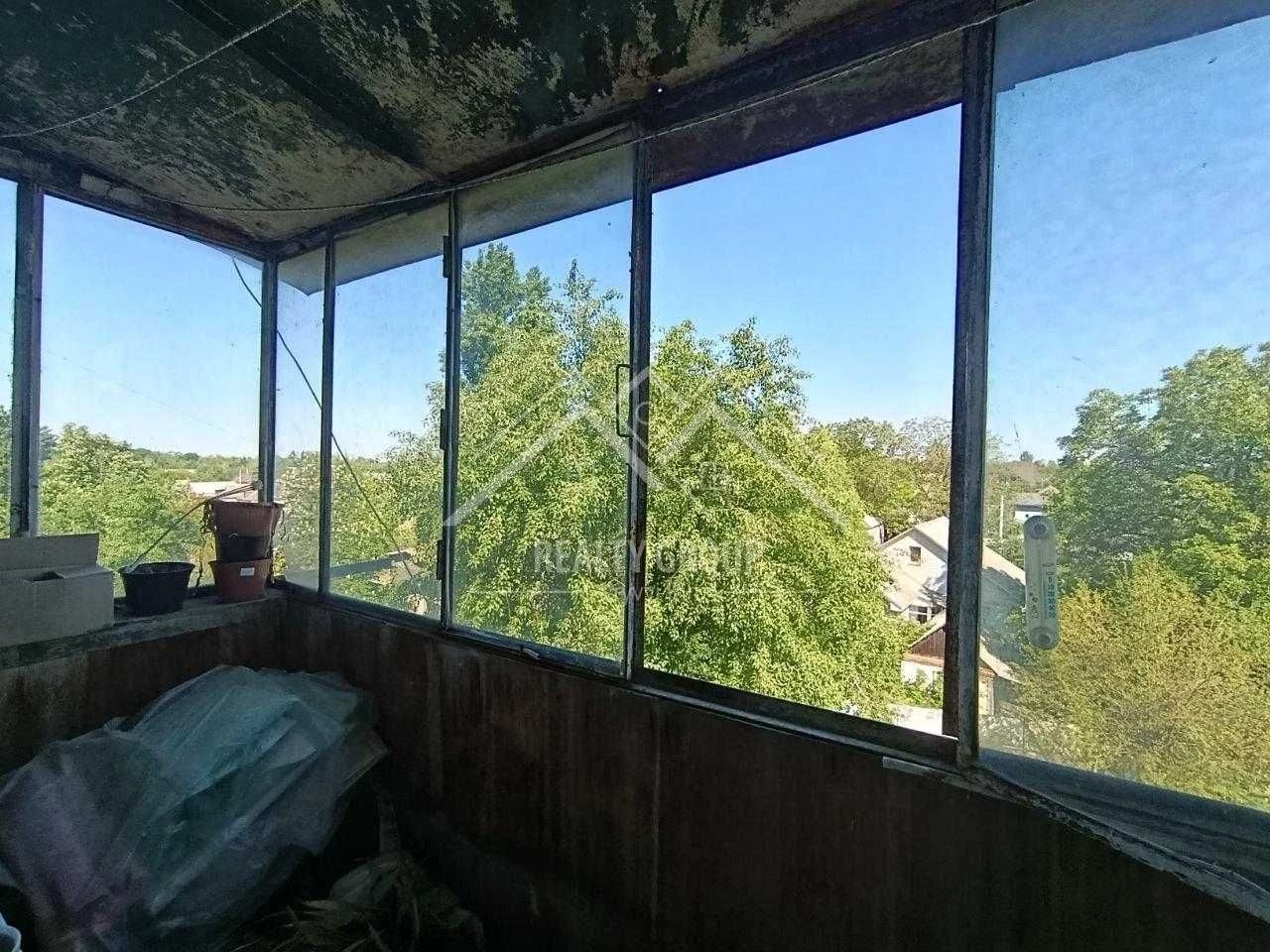 Продаж двокімнатній квартири в районі "Дружба" (Сертифікат