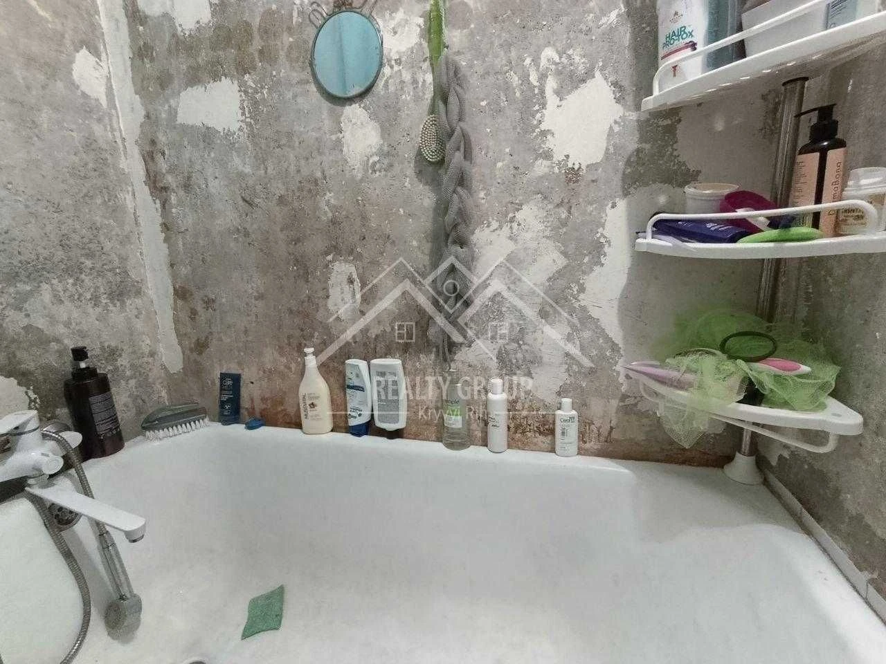 Продаж двокімнатній квартири в районі "Дружба" (Сертифікат