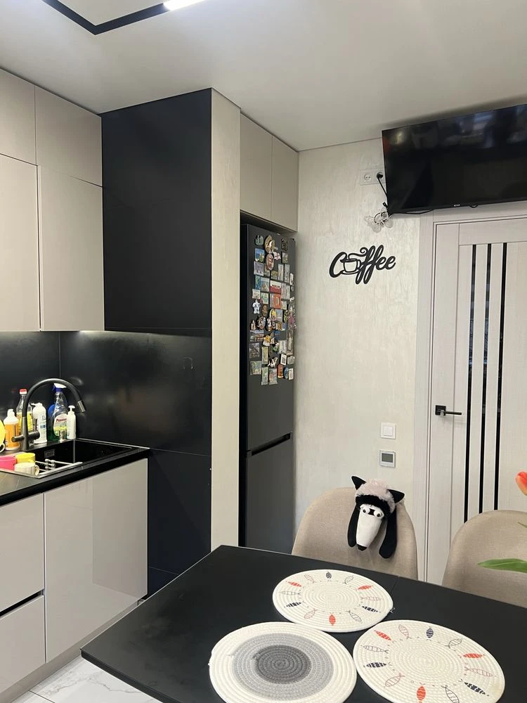 For Sale: 3-Bedroom Apartment