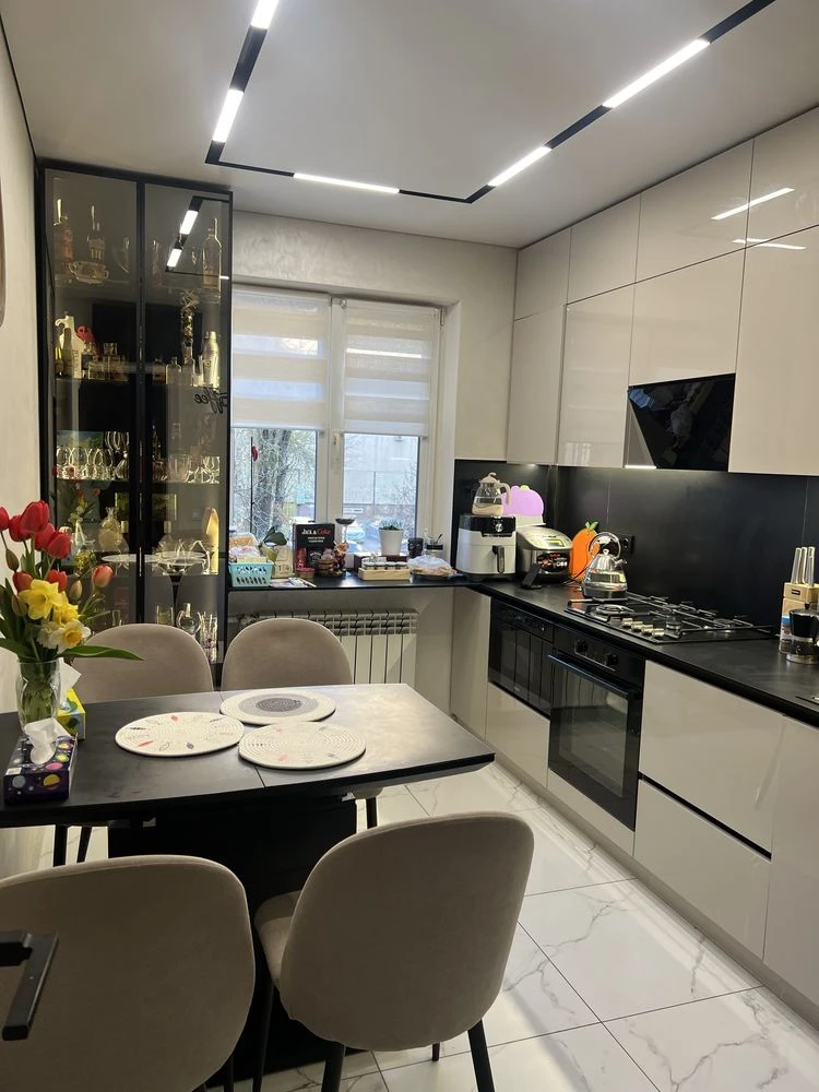 For Sale: 3-Bedroom Apartment