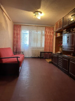 Продаж 3-кімнатної квартири, Вул. Чарівна
